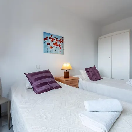 Apartamento Encantador Vista Mar Apartment *